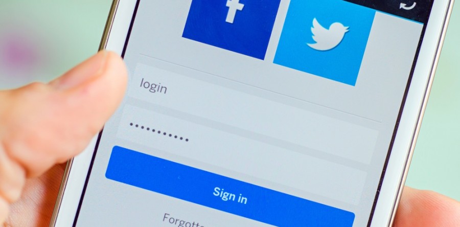 63% des américains sourcent leurs news sur Facebook et Twitter