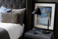 “Alexa, appelle le Room Service” : la voix pénètre dans les hotels