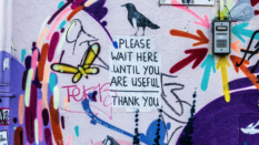 Réflexion sur le Whopper du confinement : “Inform me, entertain me or go f*** yourself.”