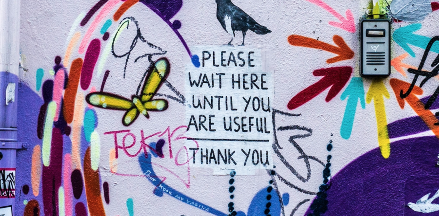 Réflexion sur le Whopper du confinement : “Inform me, entertain me or go f*** yourself.”