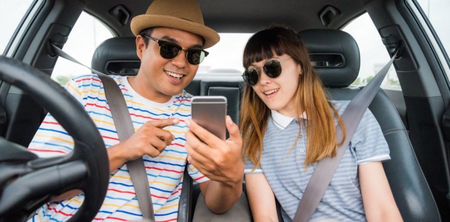 La location de voiture fait le plein de disruption