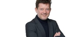 Yan Claeyssen  (Sparkling Partners) : le startup studio, un modèle malin, pragmatique, créatif et énergisant