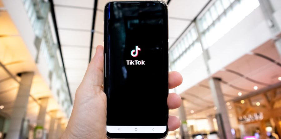 Le rôle de TikTok dans les relations sociales et les relations aux autres (Etude)