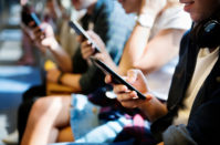 Génération Z – Une génération sans frontière, exigeante, d’influenceurs